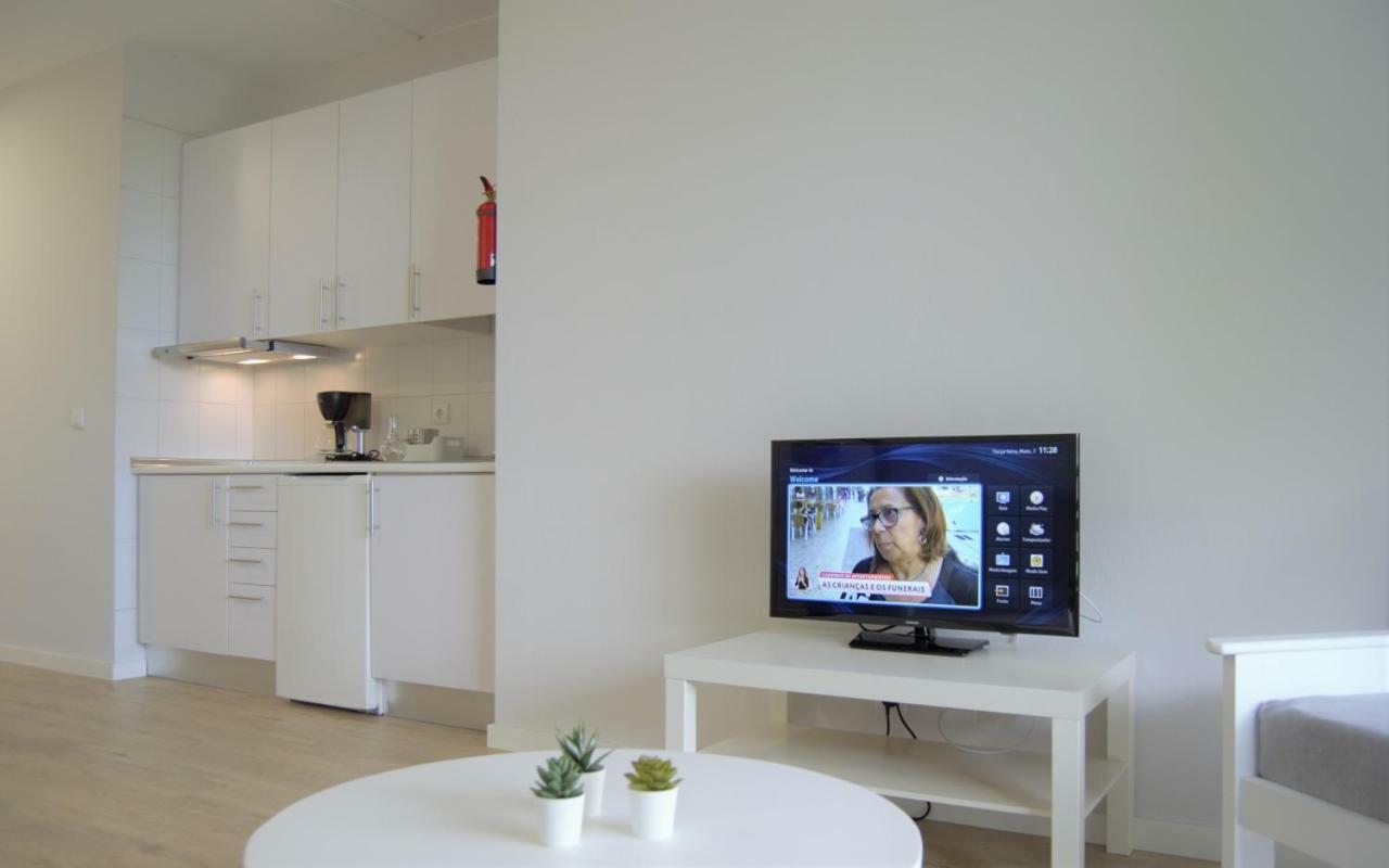 Apartamentos Turisticos Vitoria By Petit Hotels Фуншал Екстериор снимка